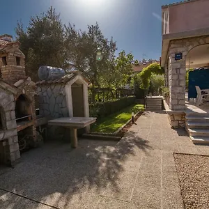 Braut Krk Apartment Krk Town